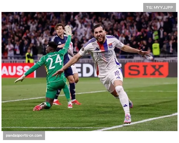 昂热客场零比二不敌摩纳哥 防守端难以抵挡对手高强度逼抢 昂热客场零比二不敌摩纳哥 防守端难以抵挡对手高强度逼抢